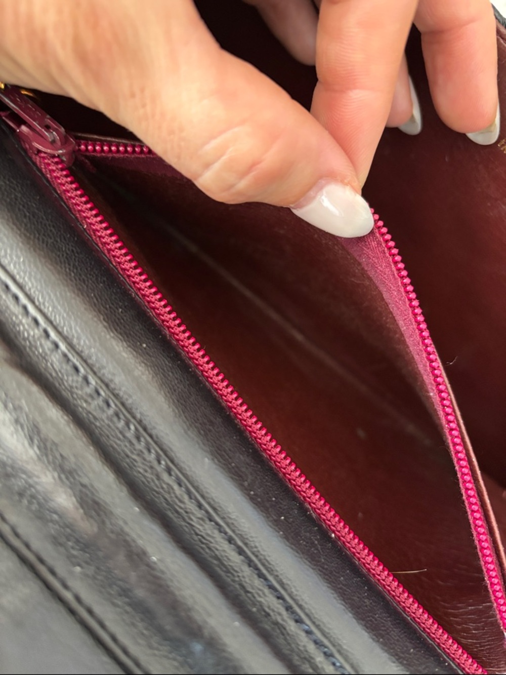 CHANEL Black single flap Quilted Shoulder Bag -additional pictures - Picture 6 of 10